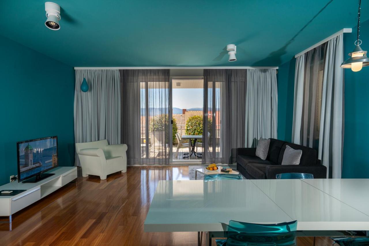 Apartments Villa Azzurra Bol Exterior foto
