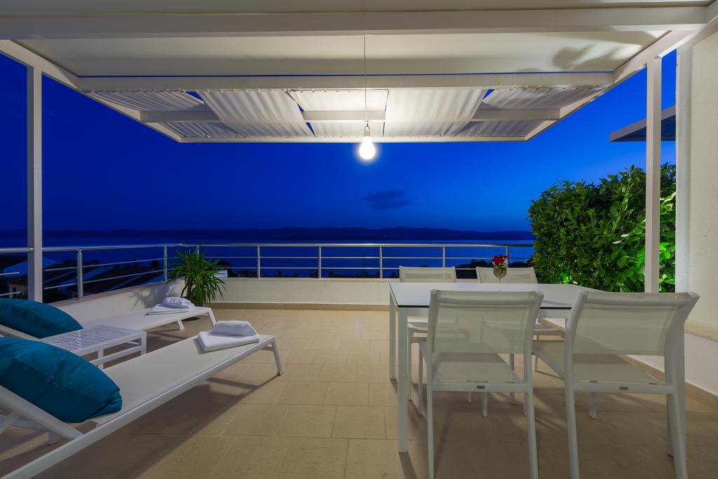 Apartments Villa Azzurra Bol Cameră foto